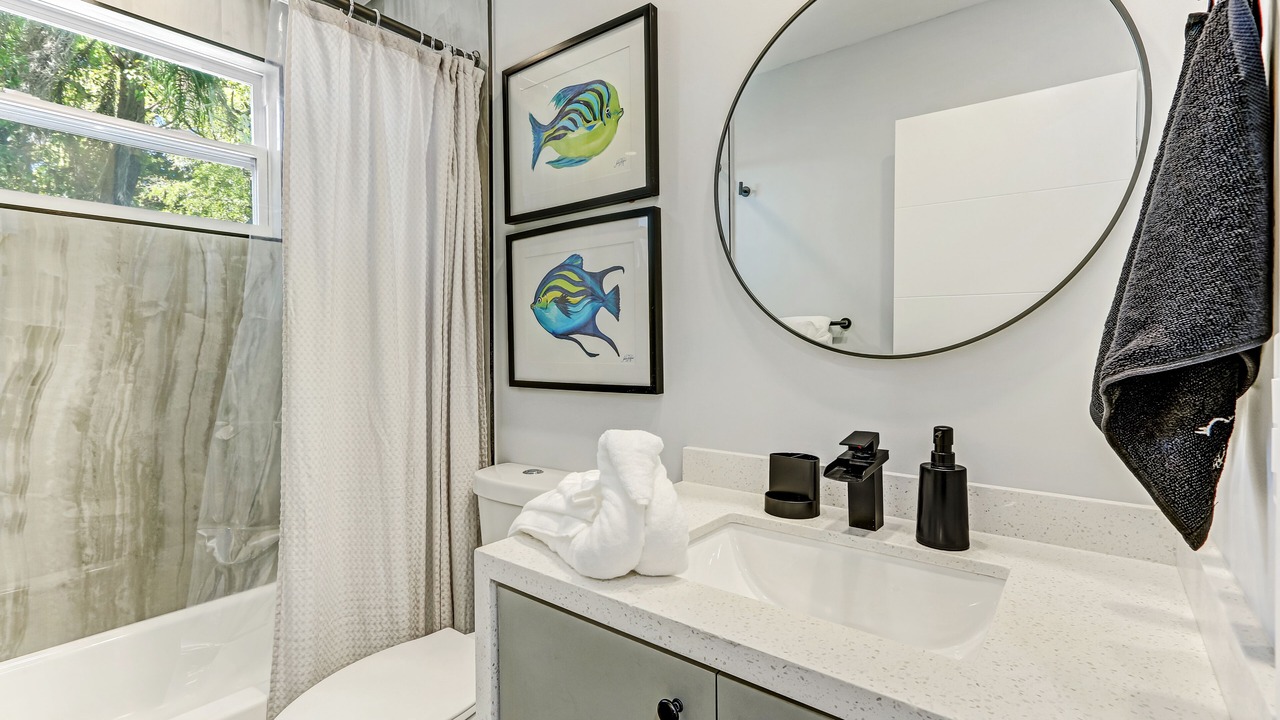 Photo of Bathroom in Hallandale Beach