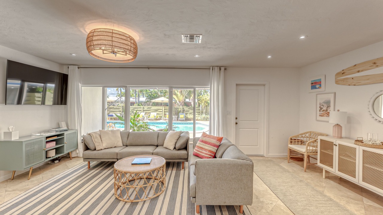 Photo of Livingroom in Dolphin Isles