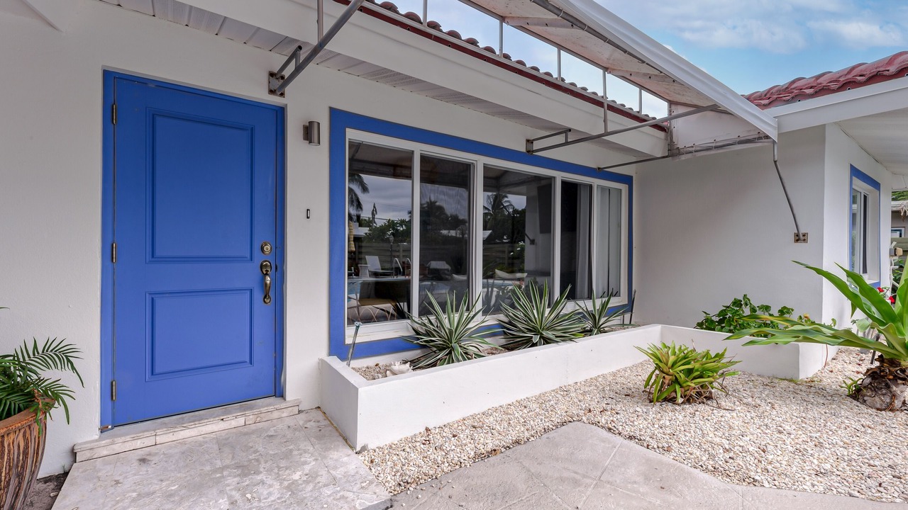 Photo of Outdoor in Dolphin Isles