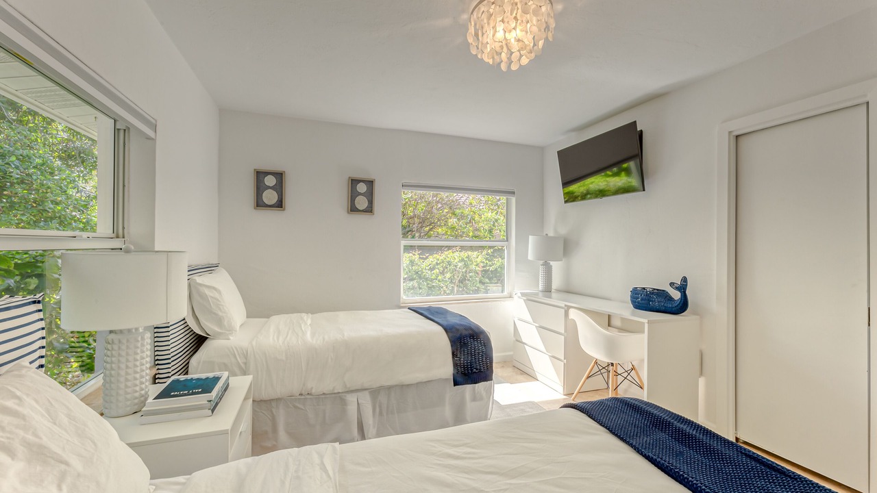 Photo of Bedroom in Dolphin Isles