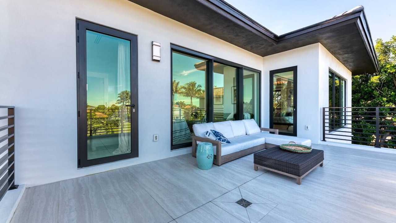 Photo of Patio Balcony in Lake Ida Shores