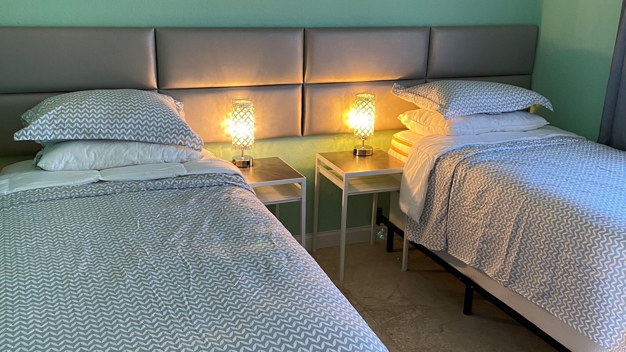 Photo of Bedroom in Hollywood