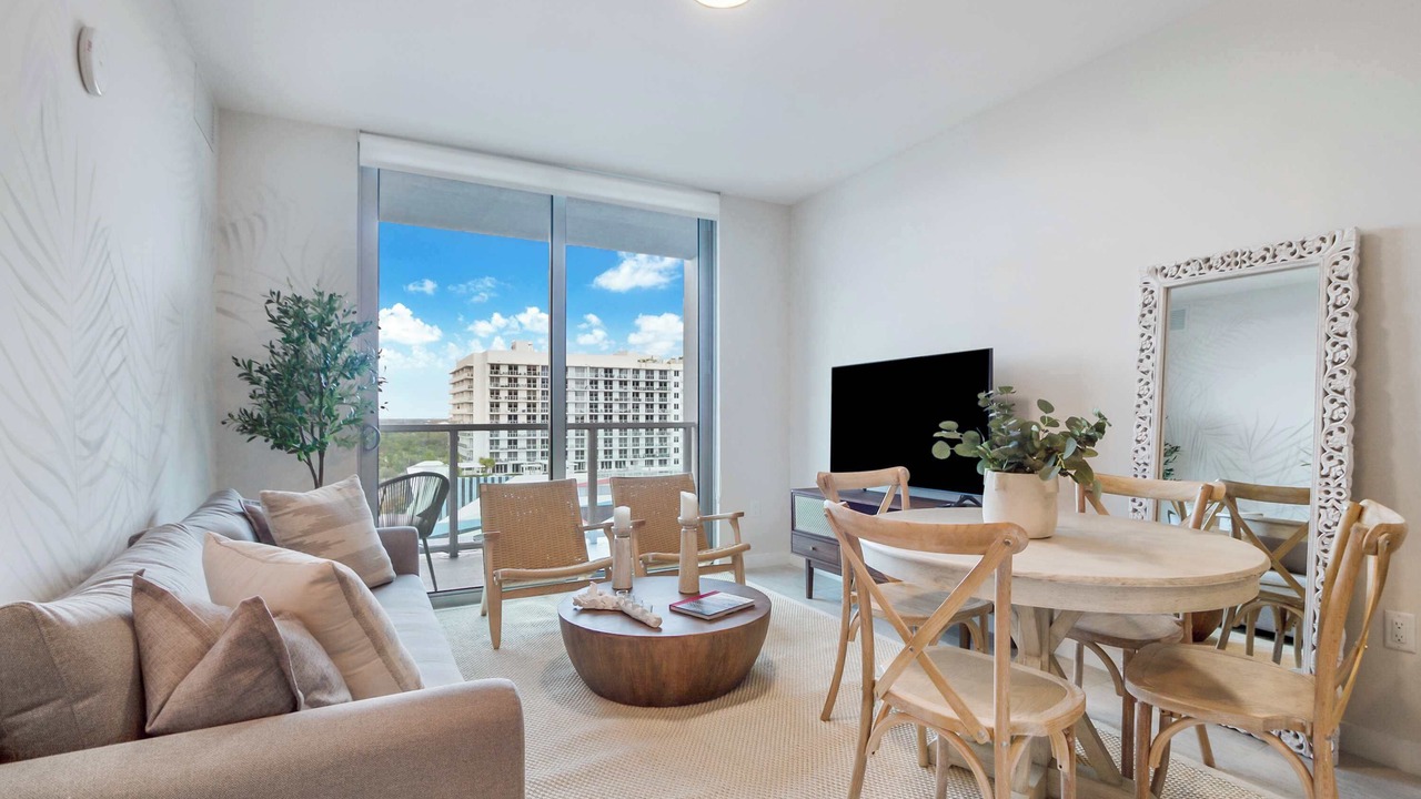 Photo of Livingroom in Northeast Miami