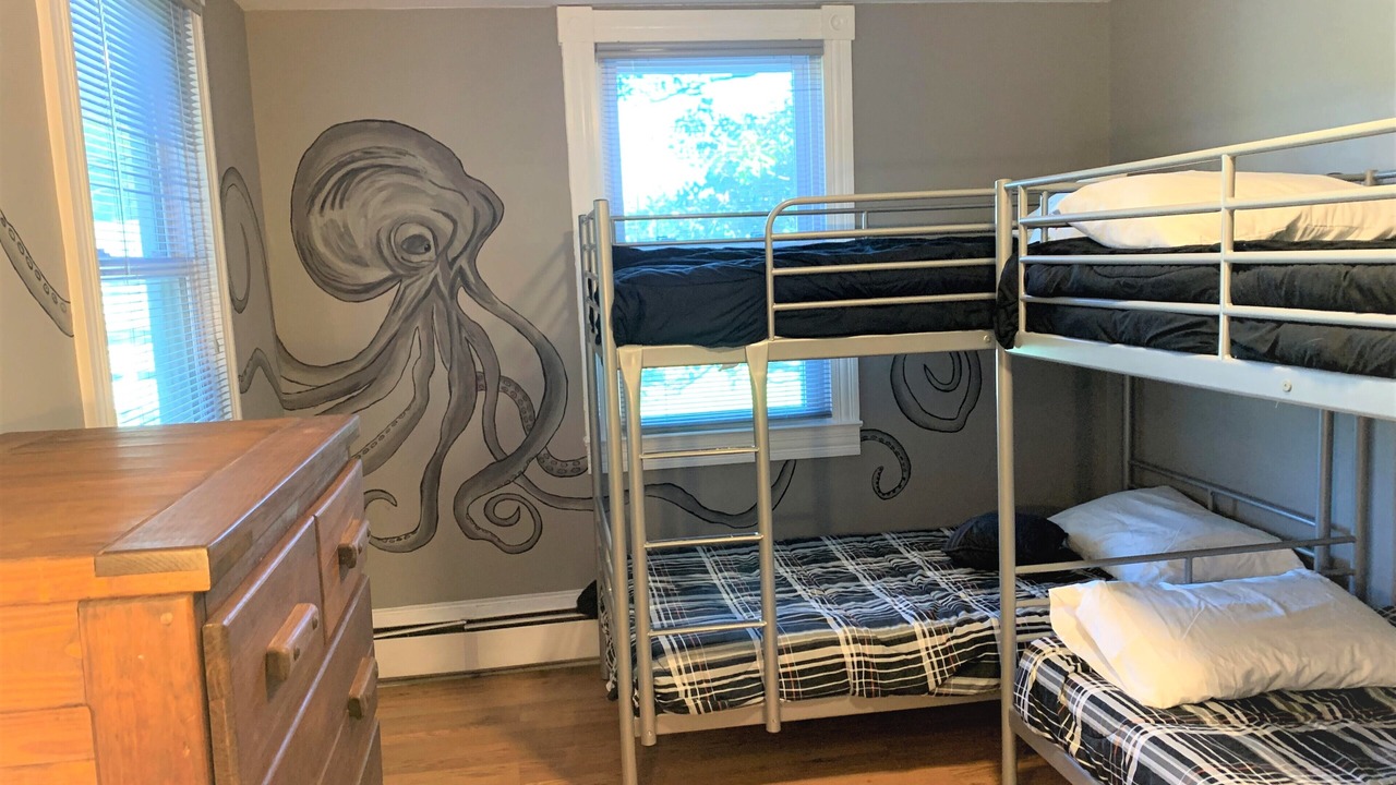 Photo of Bedroom in Rock Hall