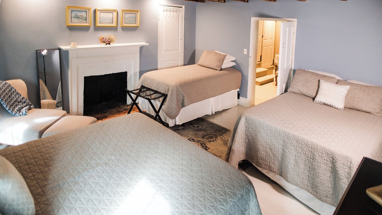 Photo of Bedroom in Centreville