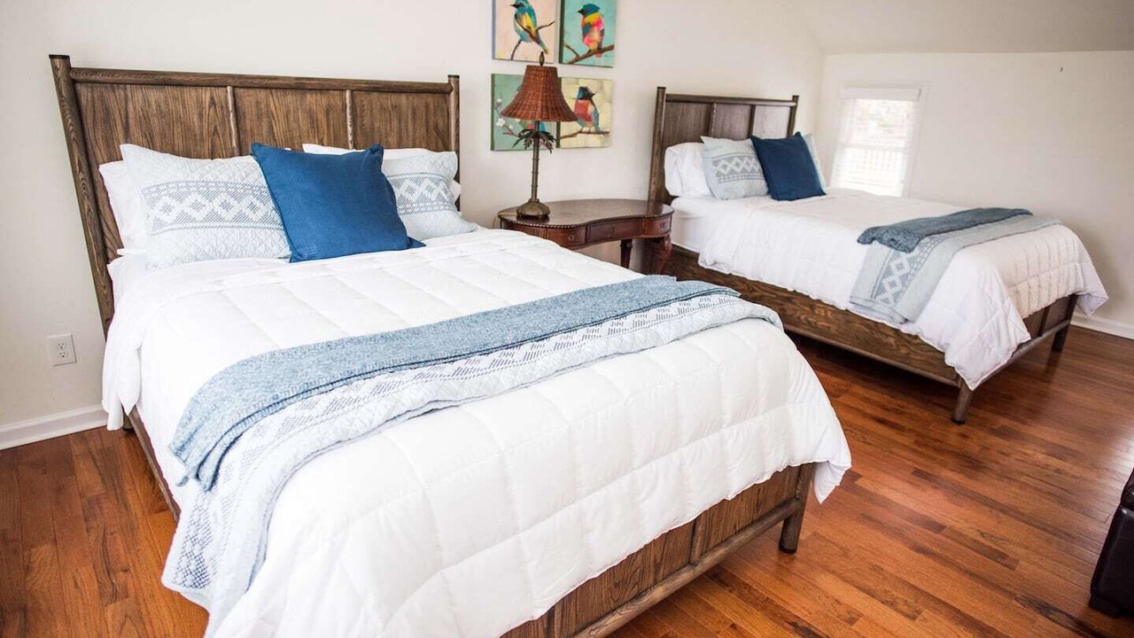 Photo of Bedroom in Chic's Beach