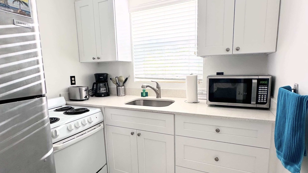 Photo of Kitchen in Hollywood South Central Beach