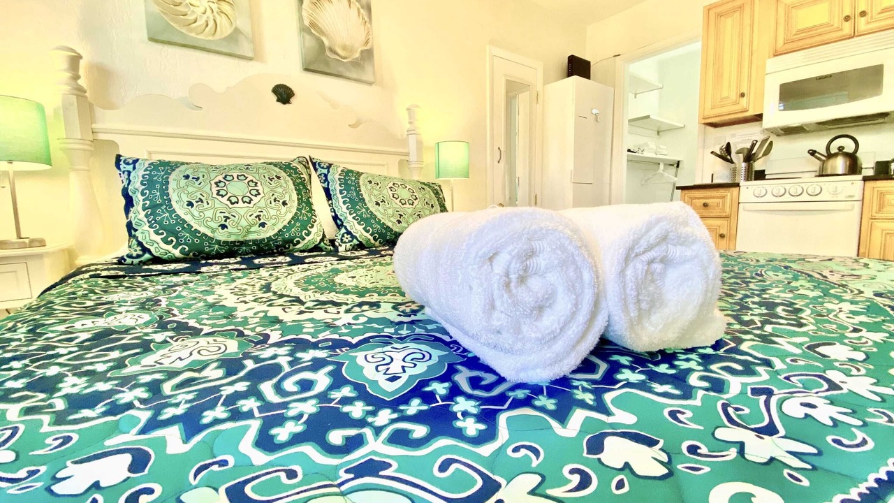 Photo of Bedroom in Hollywood South Central Beach