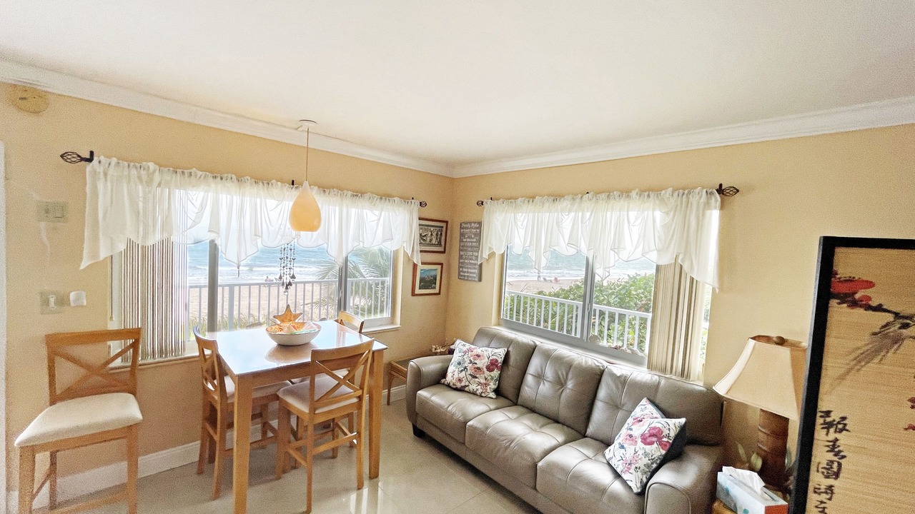 Photo of Livingroom in Bel Air