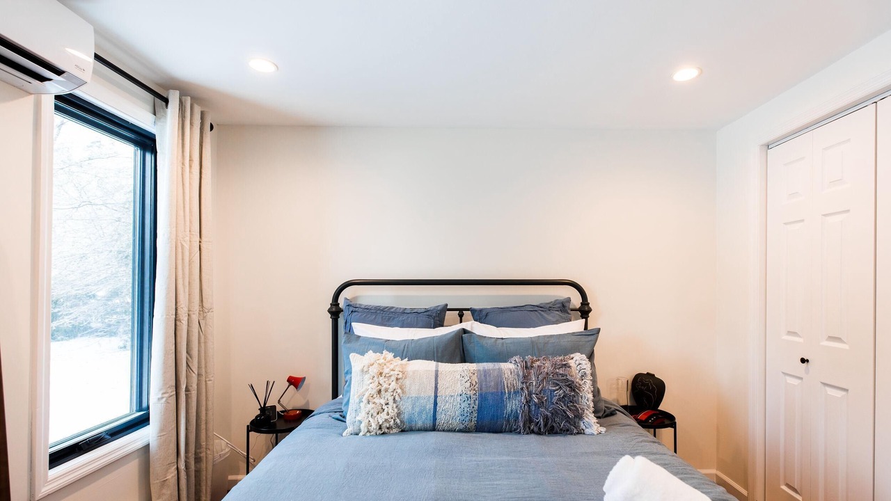 Photo of Bedroom in Edgewood
