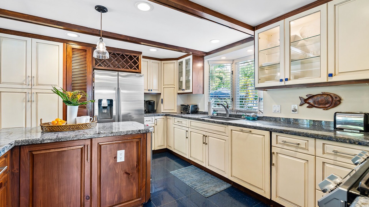 Photo of Kitchen in Lauderdale Beach