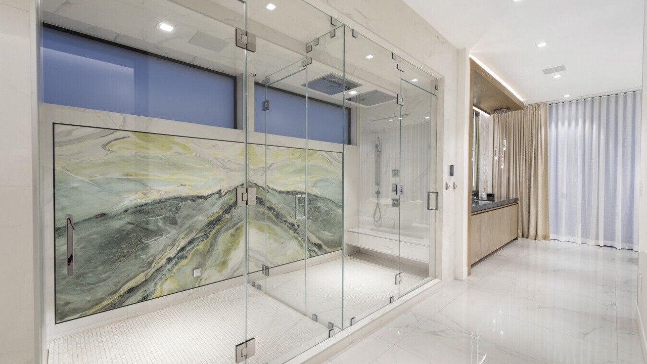 Photo of Bathroom in Coral Ridge