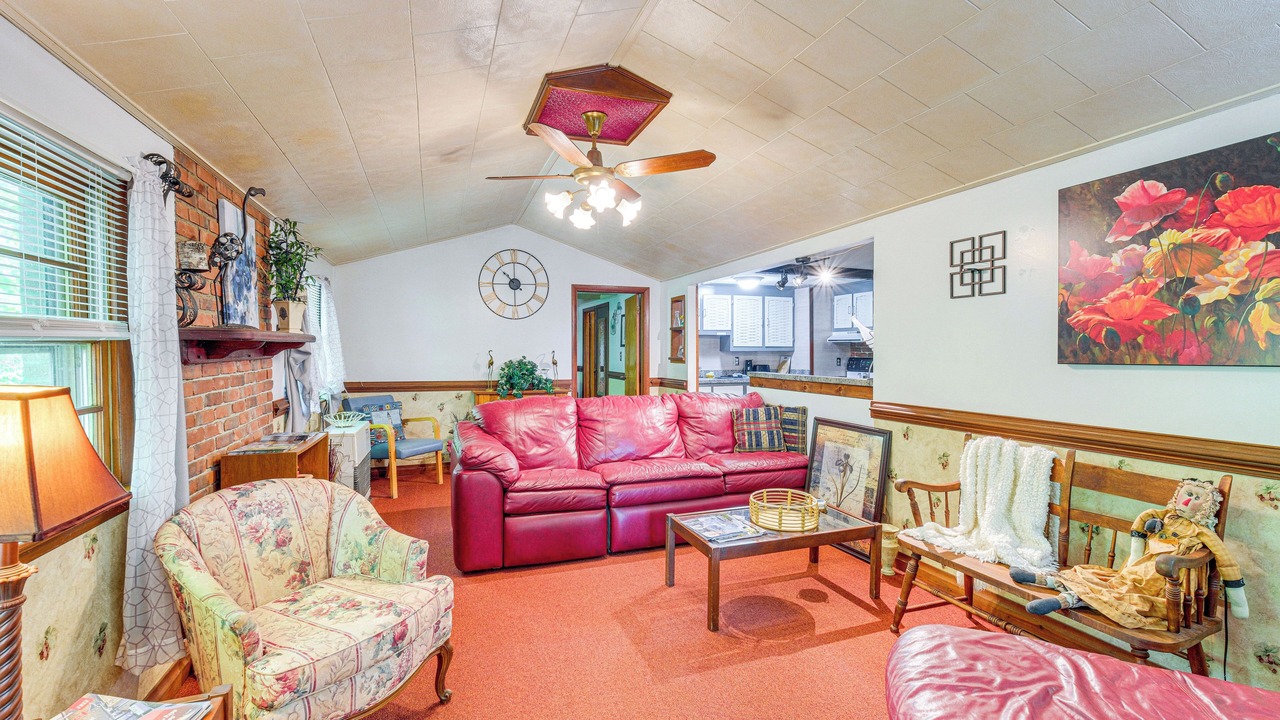 Photo of Livingroom in Heathsville