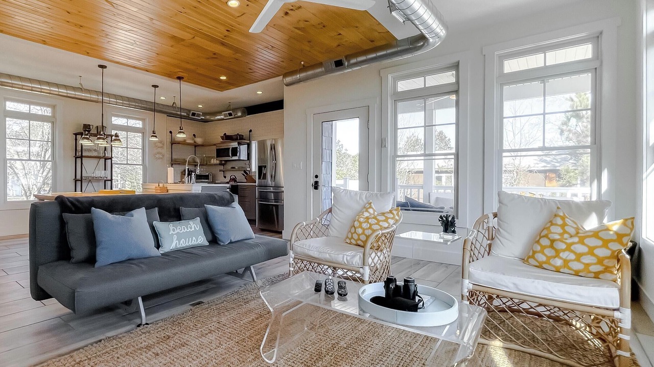 Photo of Livingroom in Point Lookout