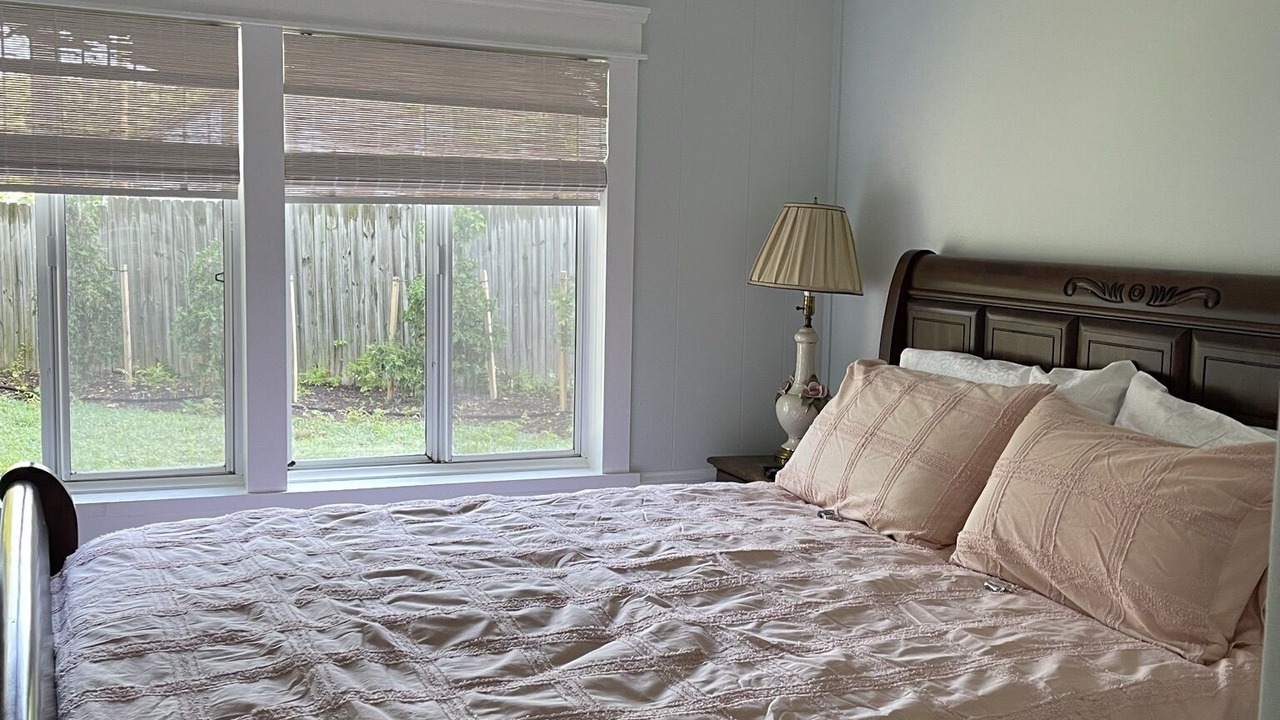Photo of Bedroom in Rock Point