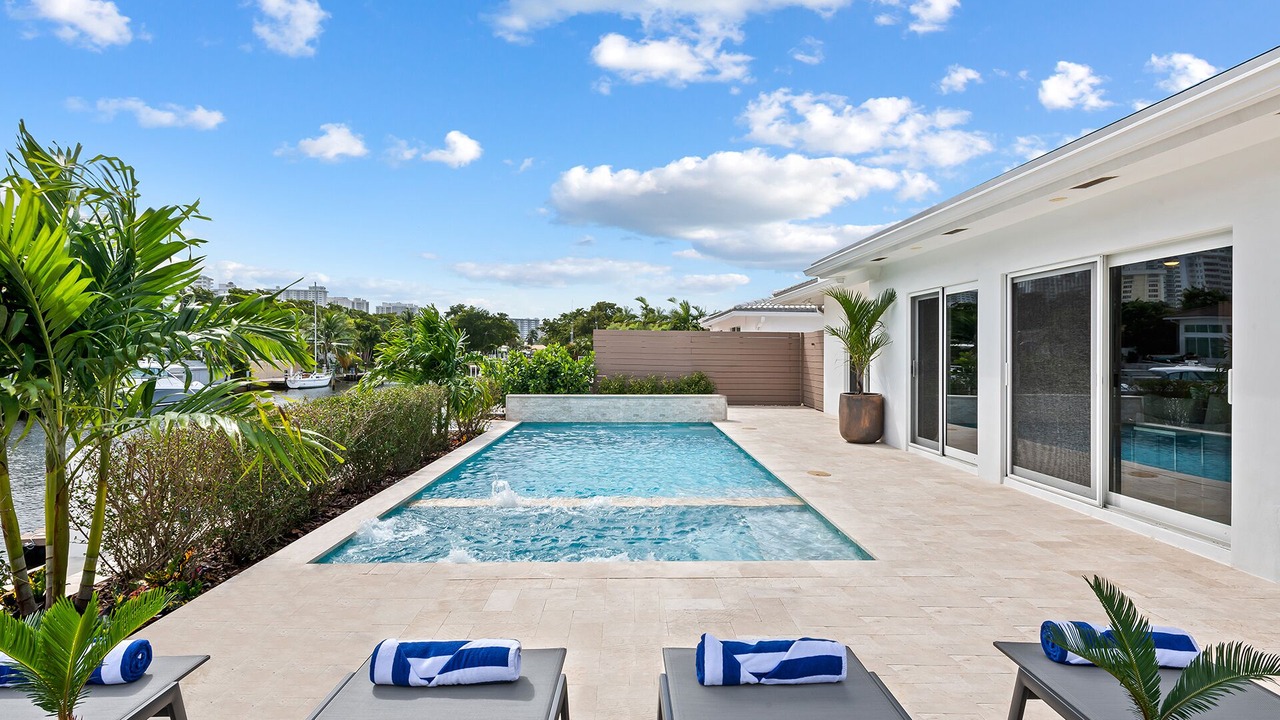 Photo of Others in Bermuda Riviera