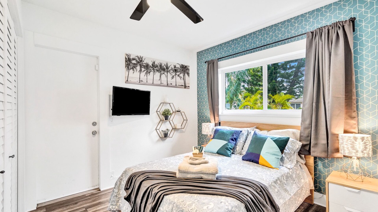 Photo of Bedroom in Downtown Hollywood