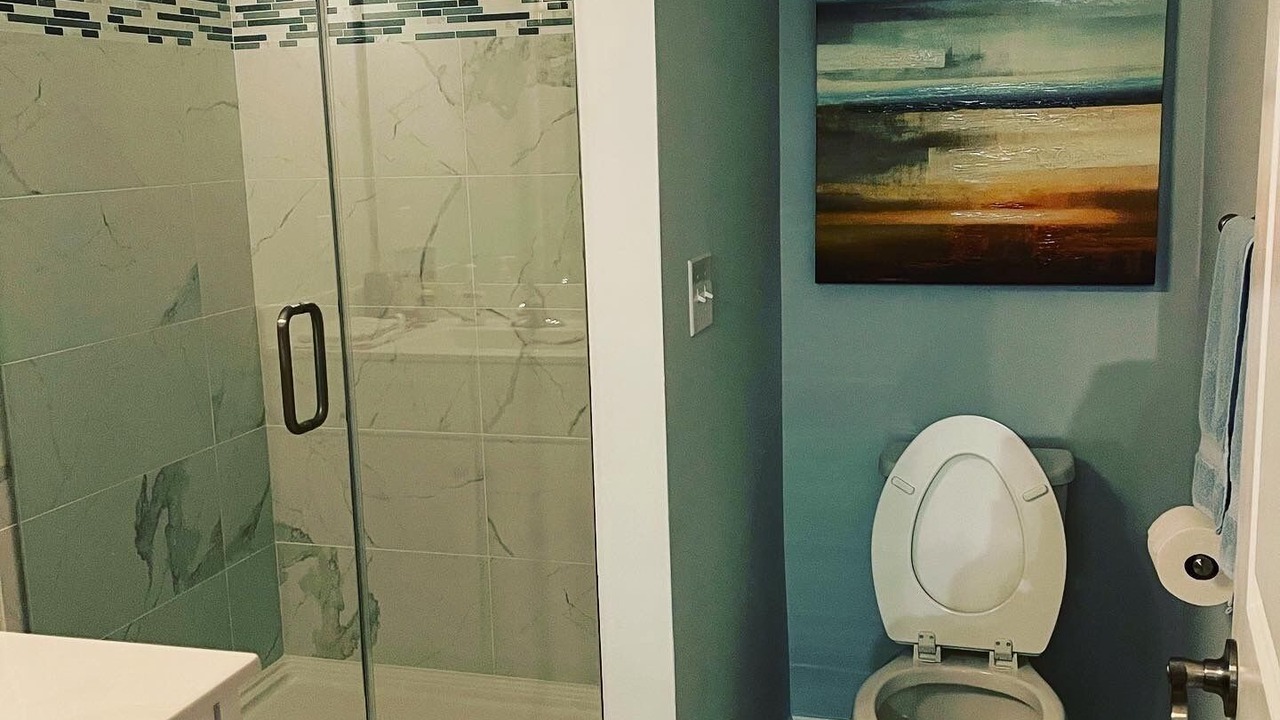 Photo of Bathroom in Cedar Neck
