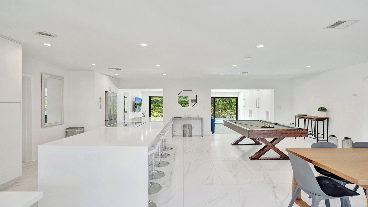 Photo of Bedroom in Lauderdale-by-the-Sea
