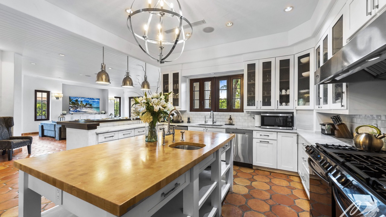 Photo of Kitchen in Northeast Miami