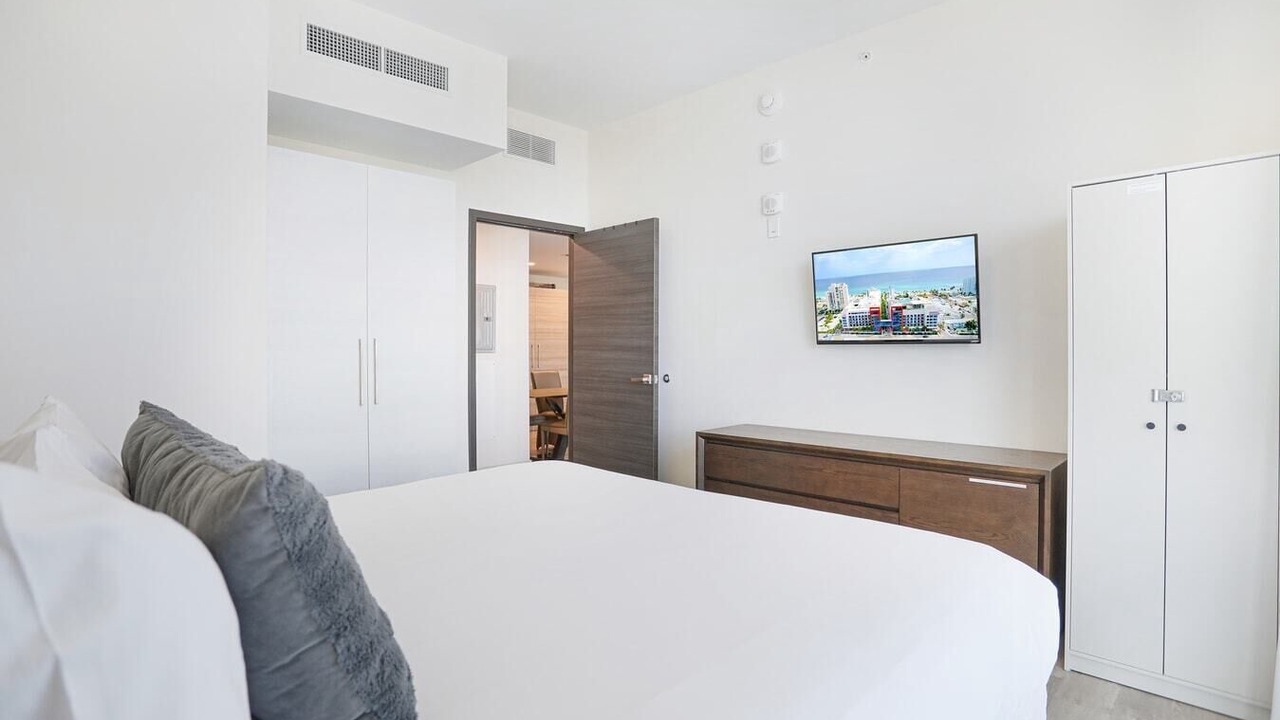 Photo of Bedroom in Hollywood