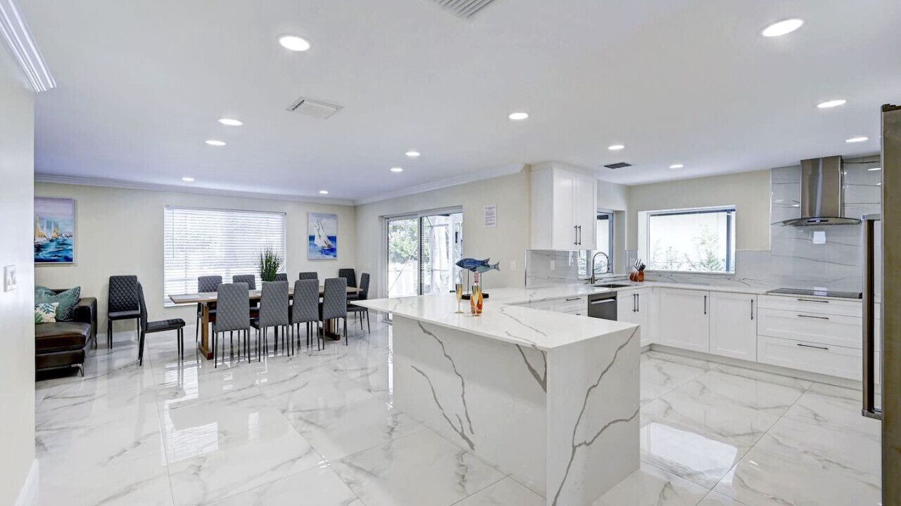 Photo of Kitchen in Hollywood Lakes