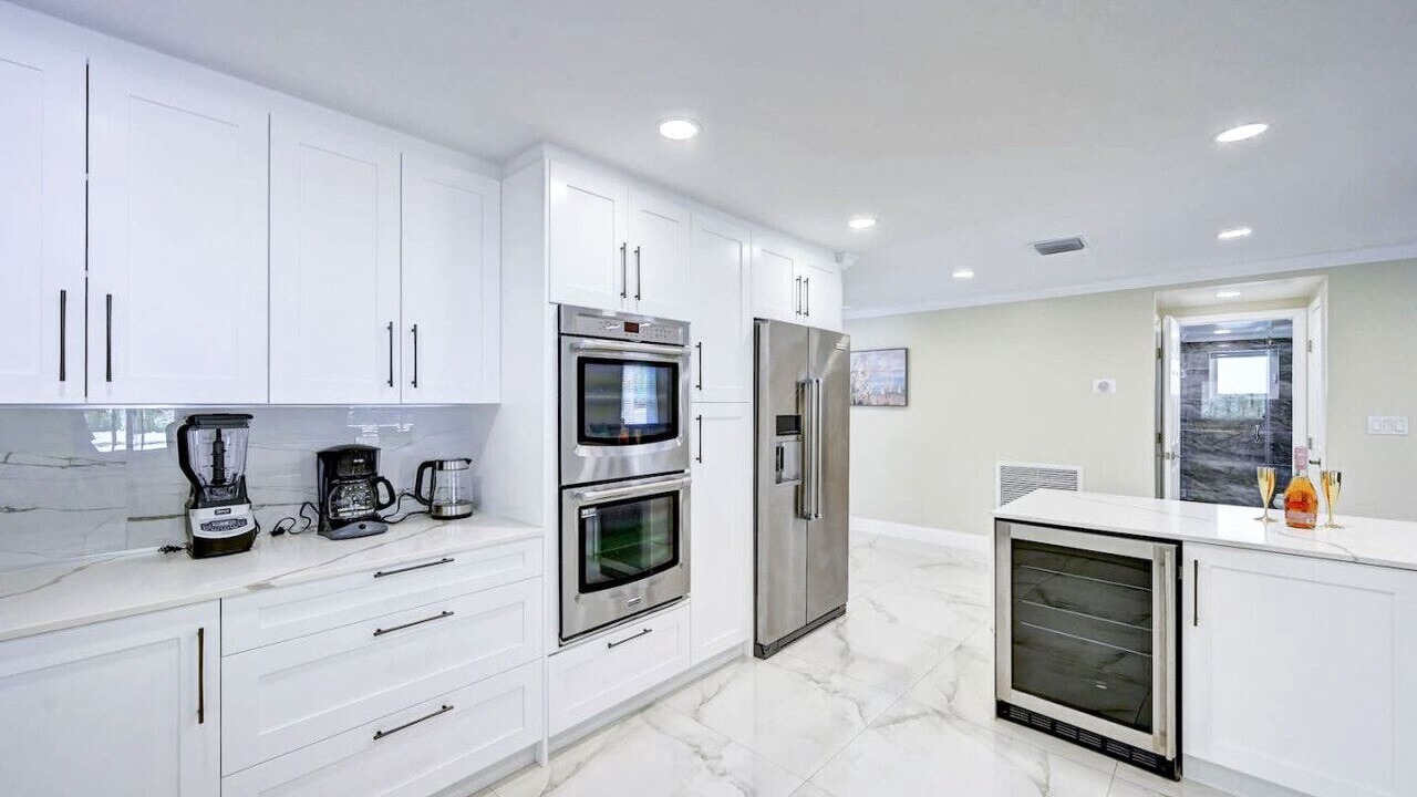 Photo of Kitchen in Hollywood Lakes