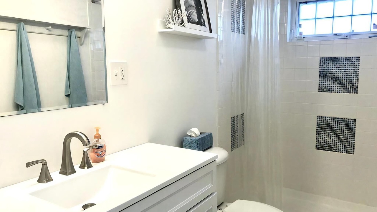 Photo of Bathroom in Ship Bottom
