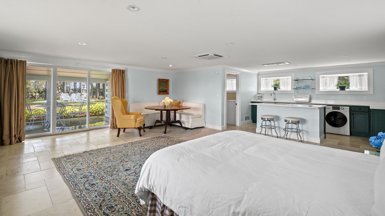Photo of Bedroom in Temperanceville