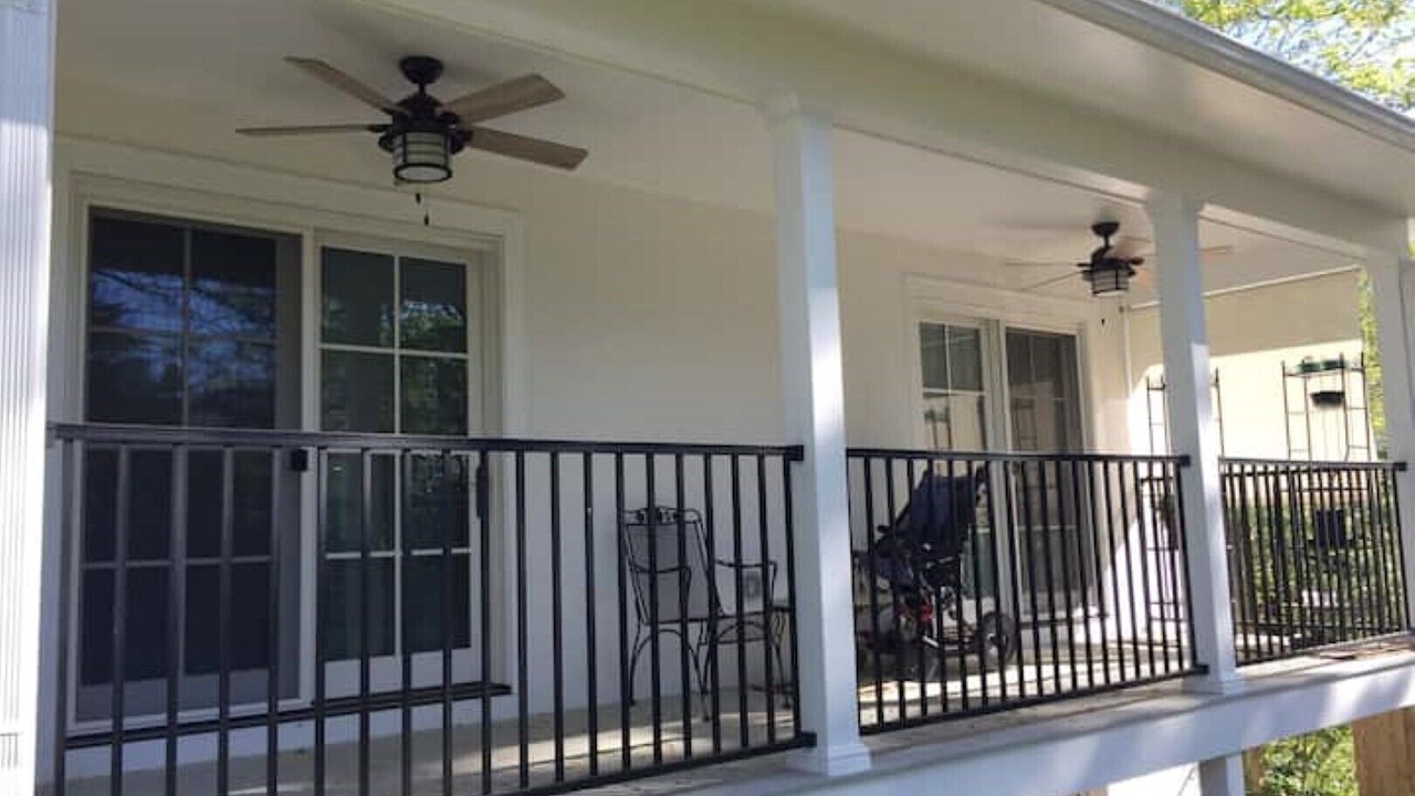 Photo of Patio Balcony in Barracks Rugby