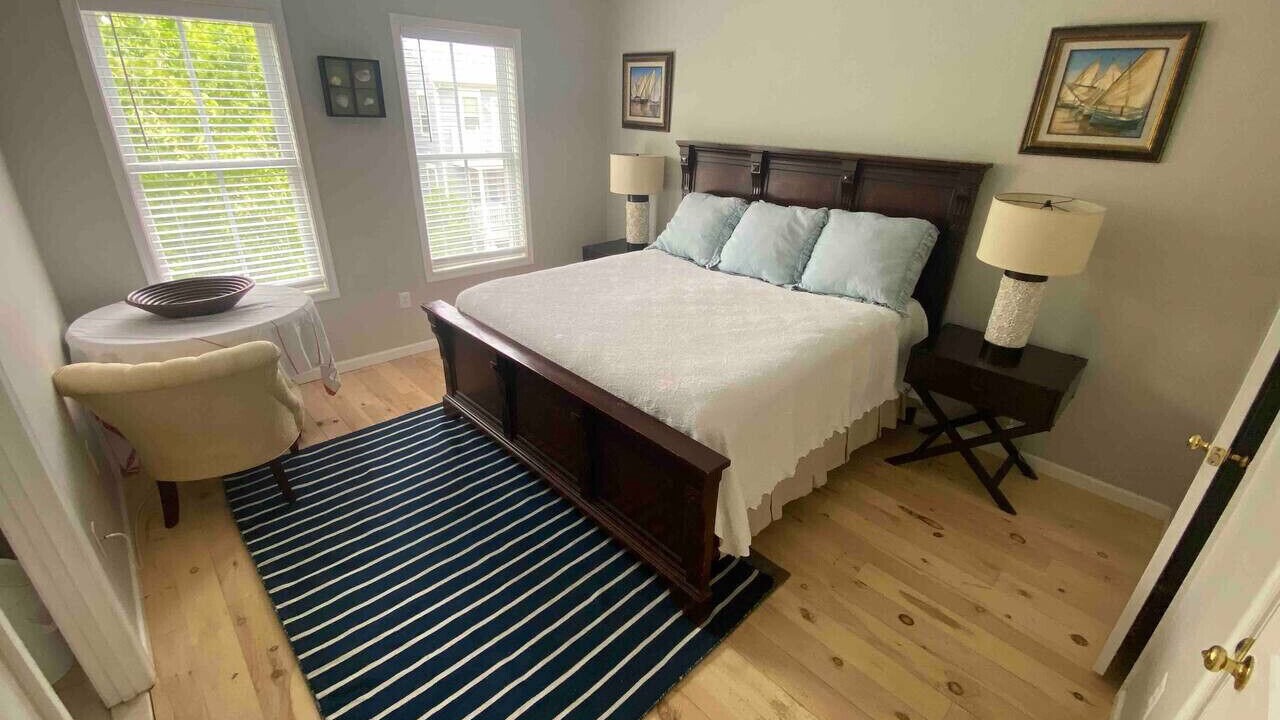 Photo of Bedroom in Sunset Island