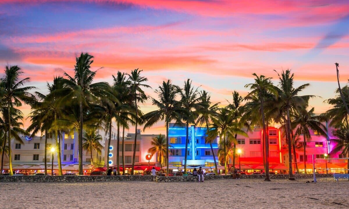 Photo of Outdoor in Flamingo/Lummus
