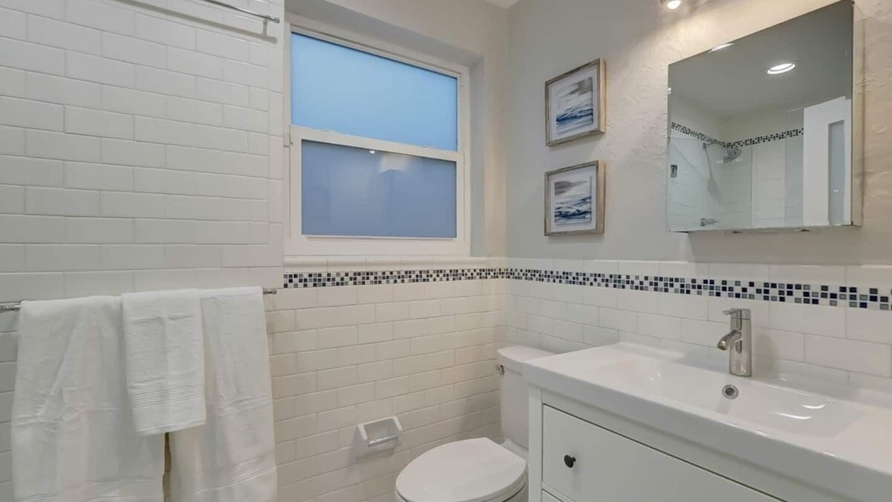 Photo of Bathroom in Victoria Park
