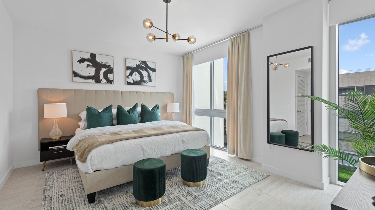 Photo of Bedroom in Northeast Miami