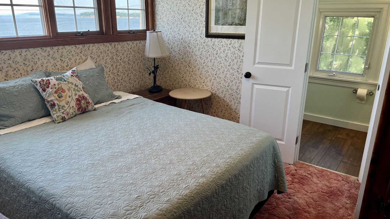 Photo of Bedroom in Betterton