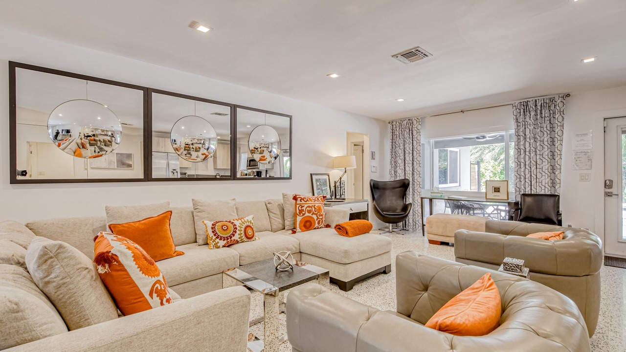 Photo of Livingroom in Wilton Manors