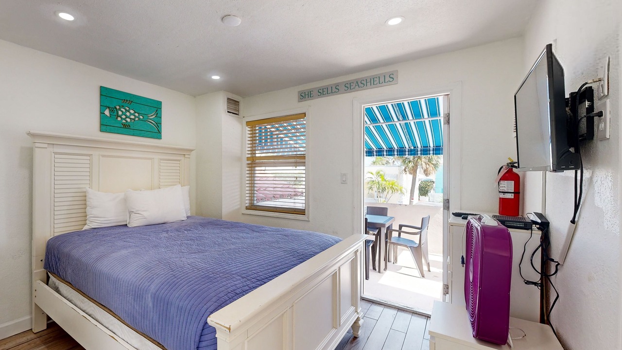 Photo of Bedroom in Hollywood