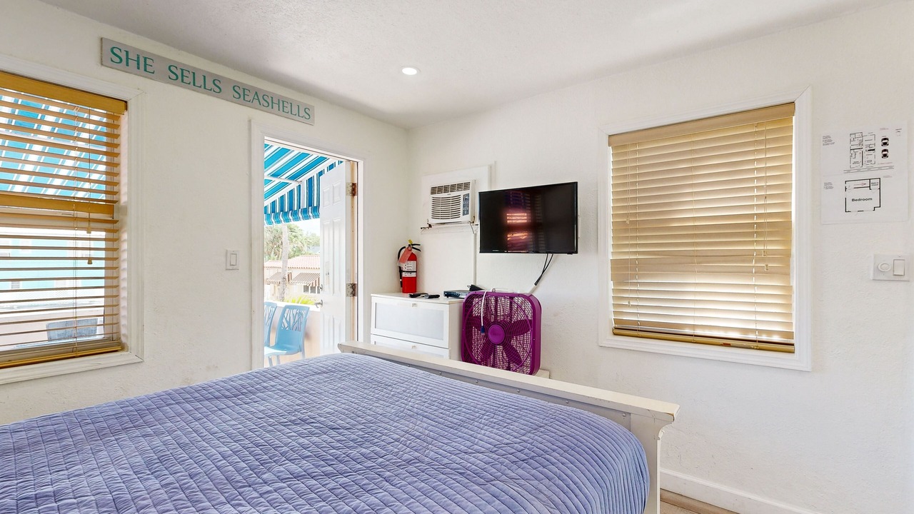 Photo of Bedroom in Hollywood