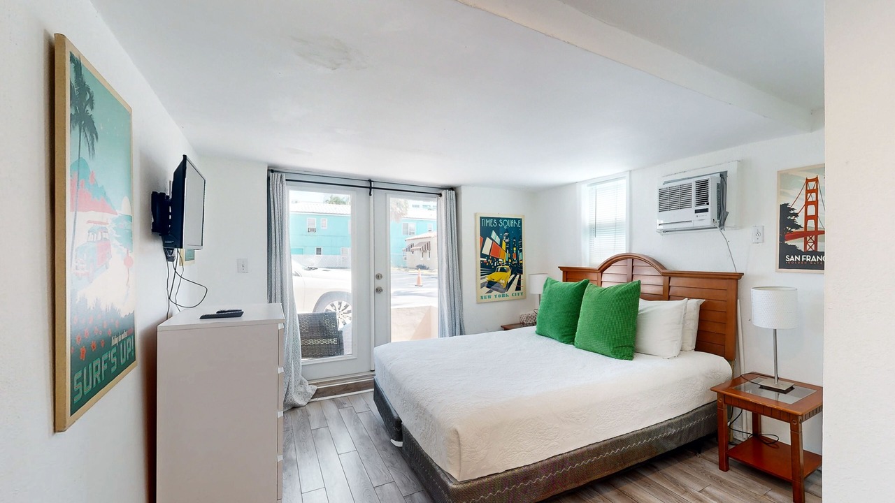 Photo of Bedroom in Hollywood