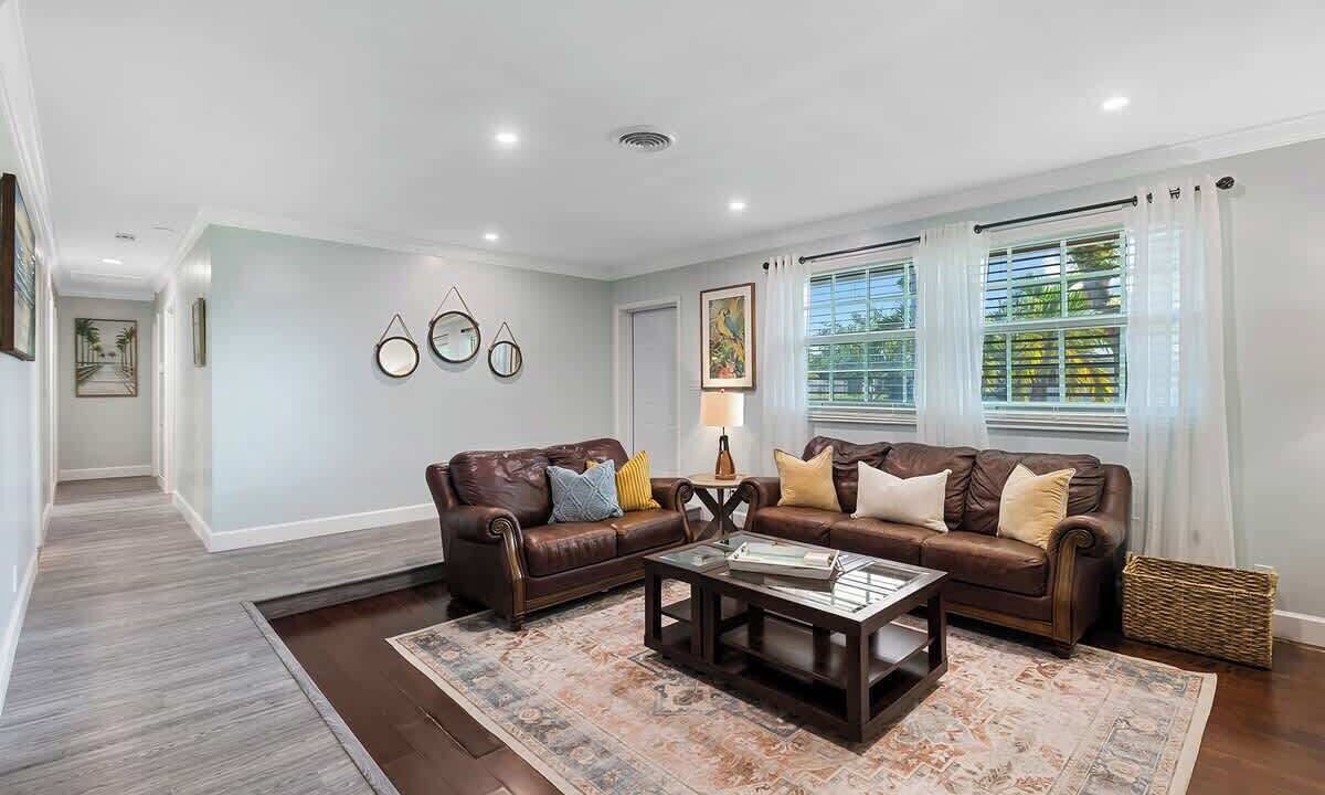 Photo of Bedroom in Dania Beach