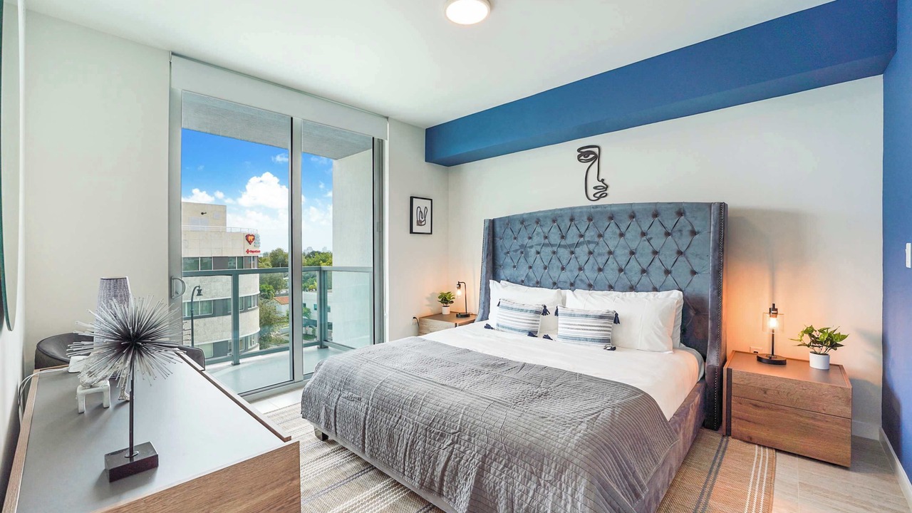 Photo of Bedroom in Northeast Miami
