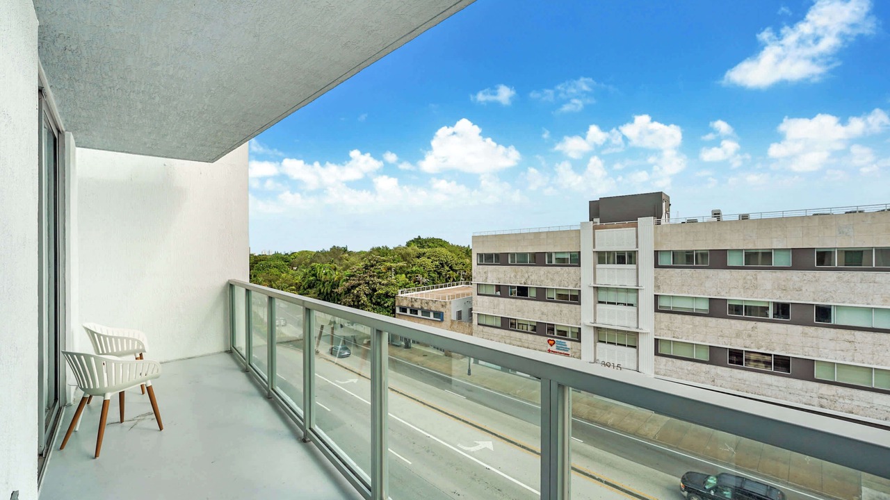 Photo of Outdoor in Northeast Miami
