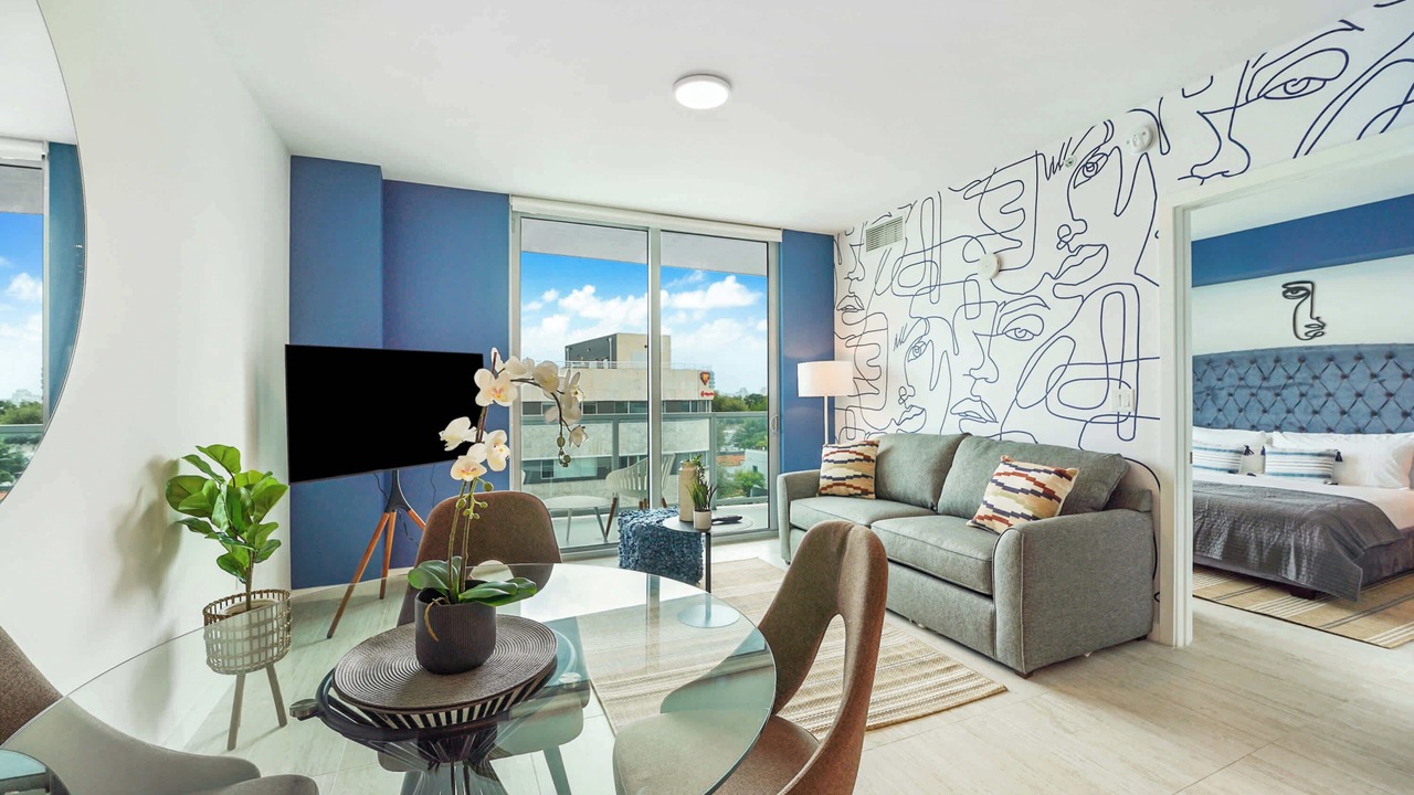Photo of Livingroom in Northeast Miami