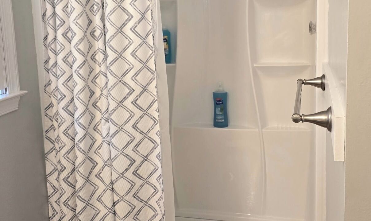 Photo of Bathroom in Red Mill Pond