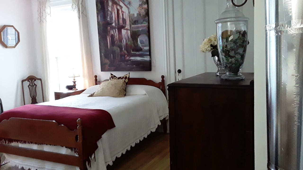 Photo of Bedroom in Waverly
