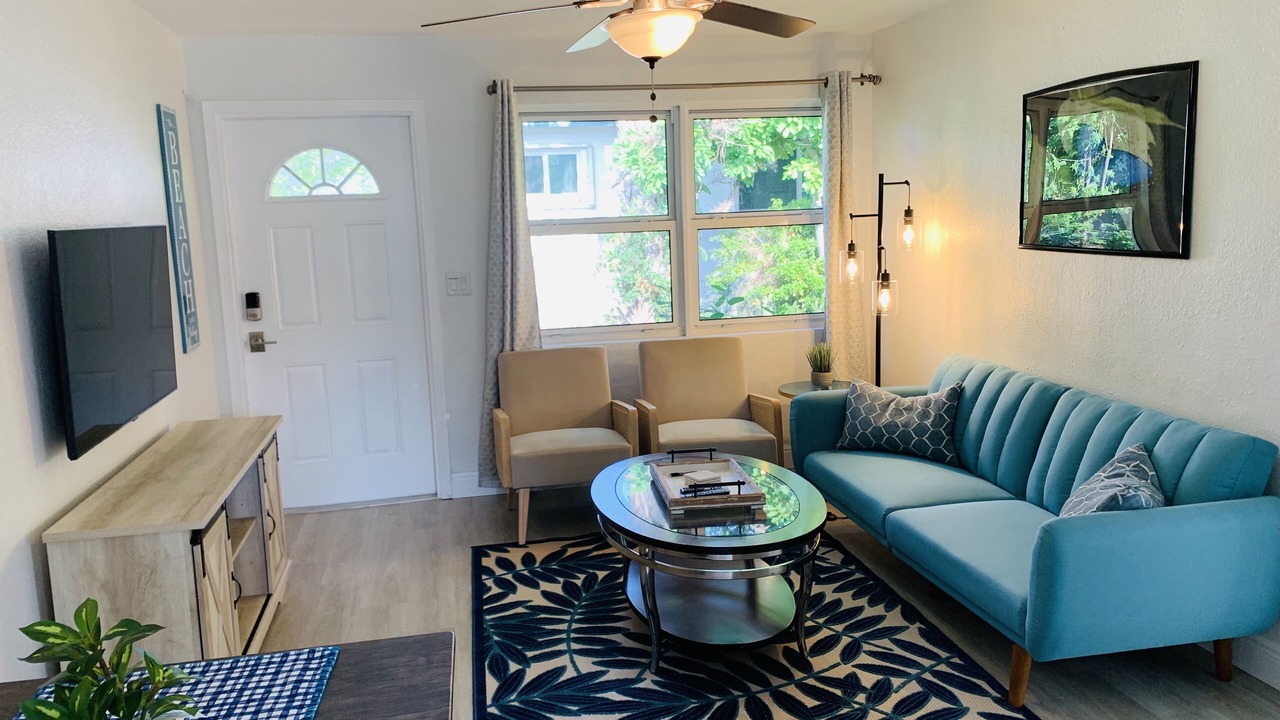 Photo of Livingroom in Dania Beach
