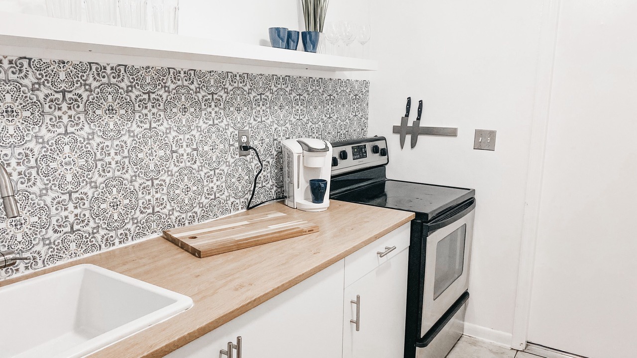 Photo of Kitchen in South Middle River