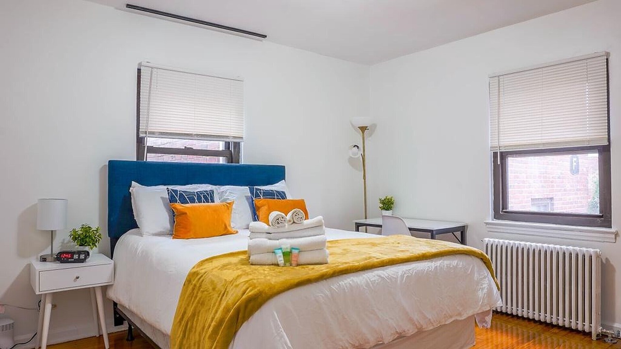 Photo of Bedroom in Teterboro