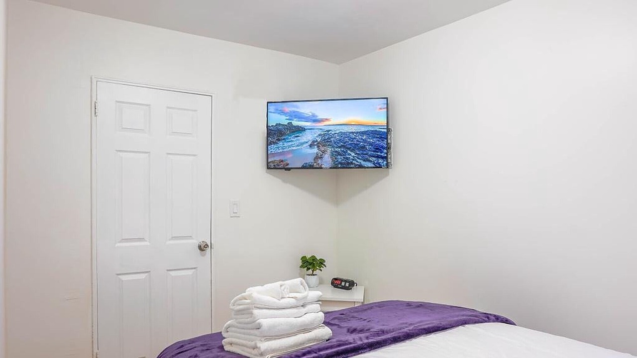 Photo of Bedroom in Teterboro