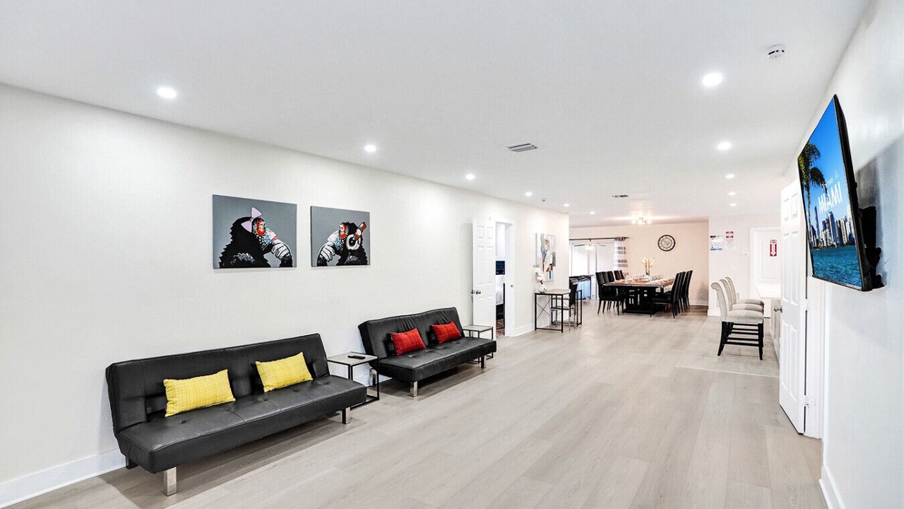 Photo of Livingroom in South Lake